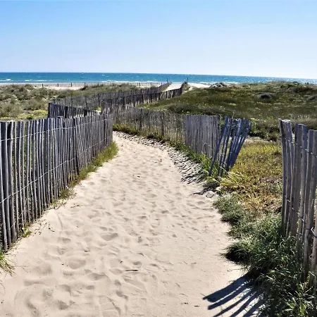 公寓 Les Amandiers By Interhome